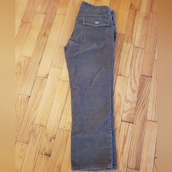 Banana Republic Vintage women's corduroy cropped pants. - Picture 4 of 6